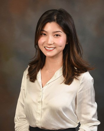 dentist Uyen Vu, DDS